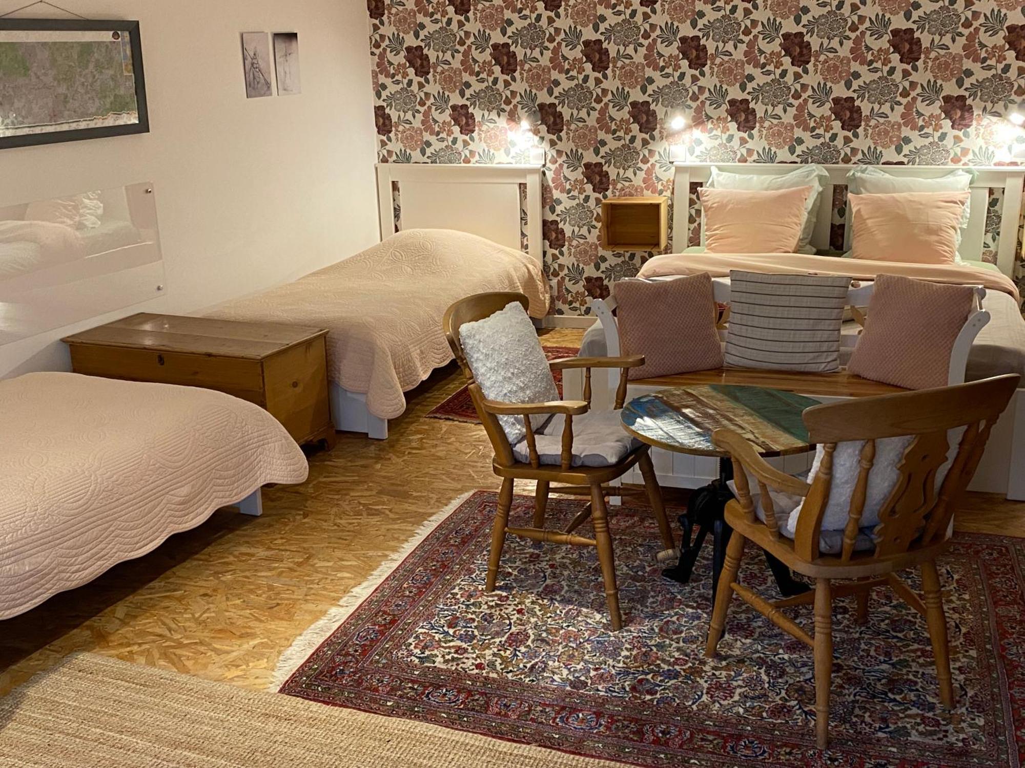 Chambre D'Hotes Les 3 Cochons D'Olt Arcambal Esterno foto