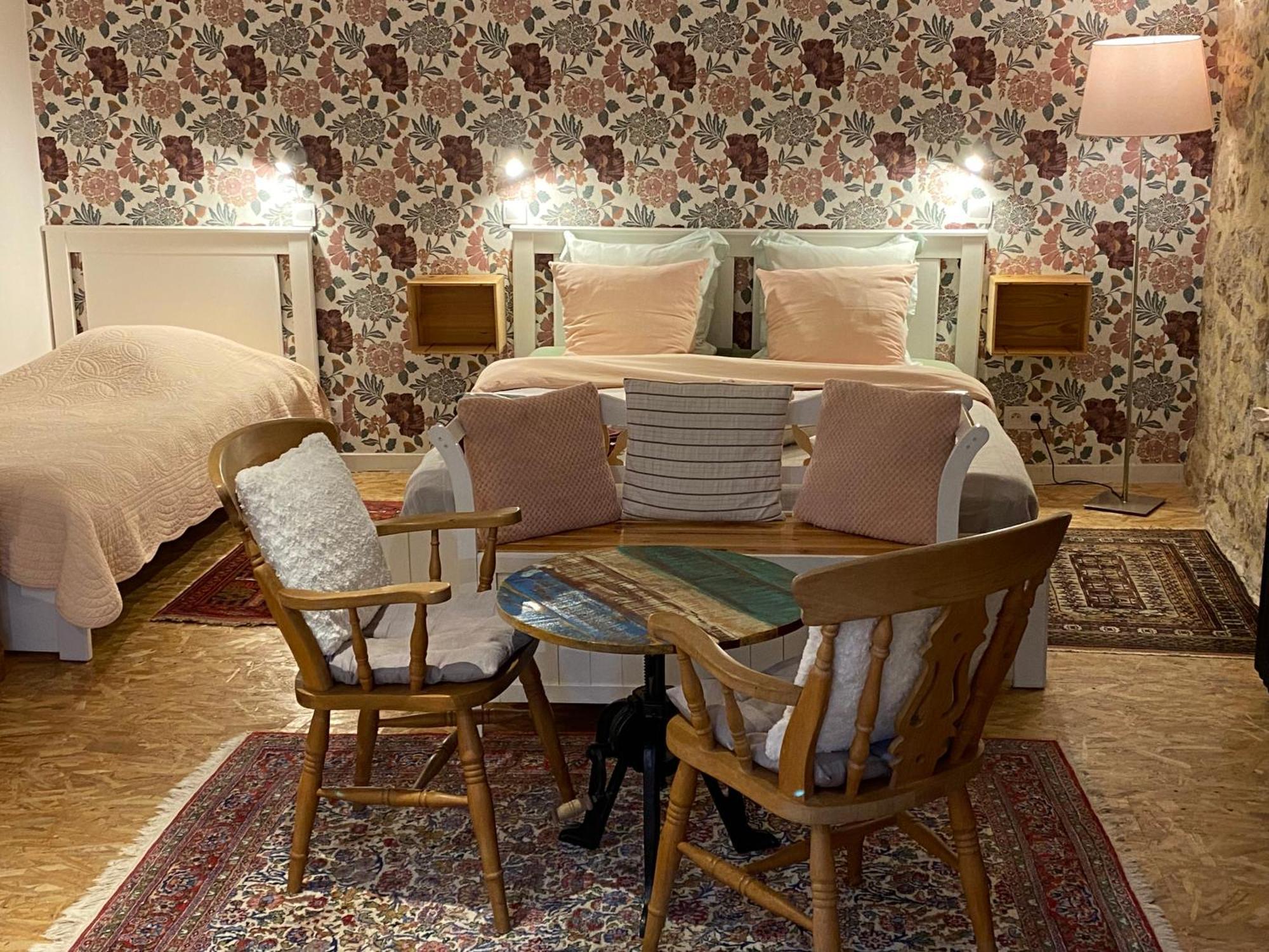 Chambre D'Hotes Les 3 Cochons D'Olt Arcambal Esterno foto